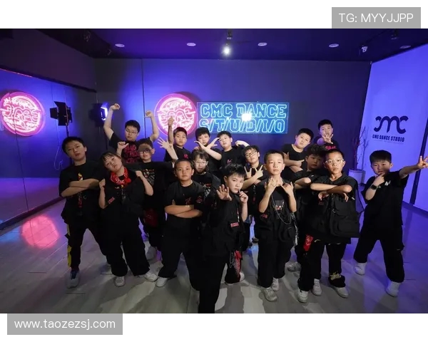 西安街舞队在全国耐力排行榜中荣获第二名展现实力与风采