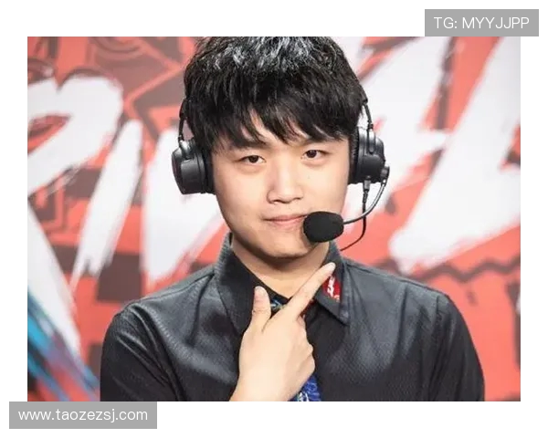 赛后分析：FPX与WE对决中的战术思考与经验总结